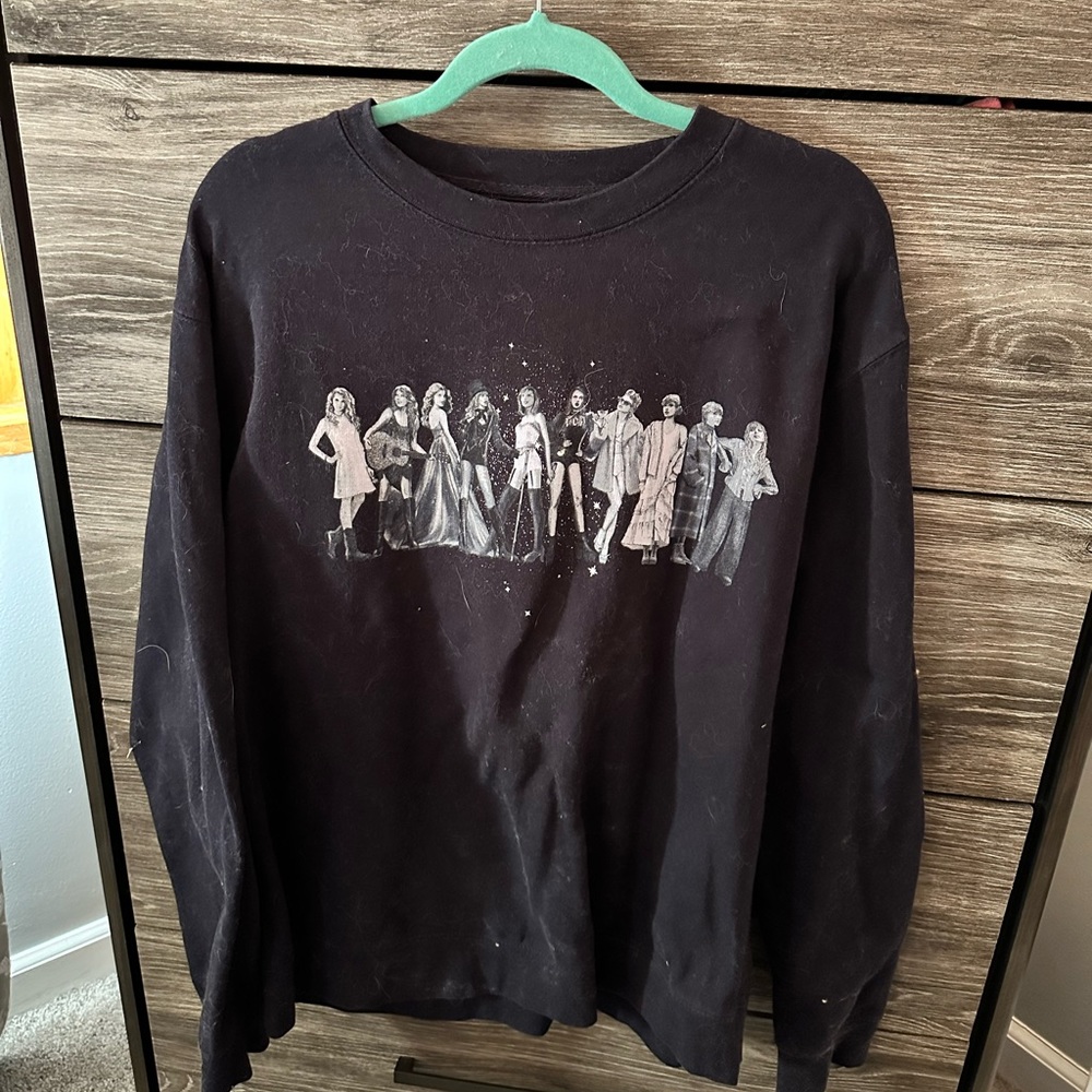 OFFICIAL RARE Taylor Swift Eras Sweatshirt Midnights Blue Large Crewneck